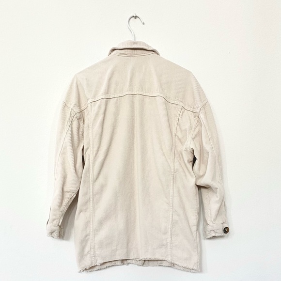 Women’s Oversized Shirt Jacket - Picture 2 of 8
